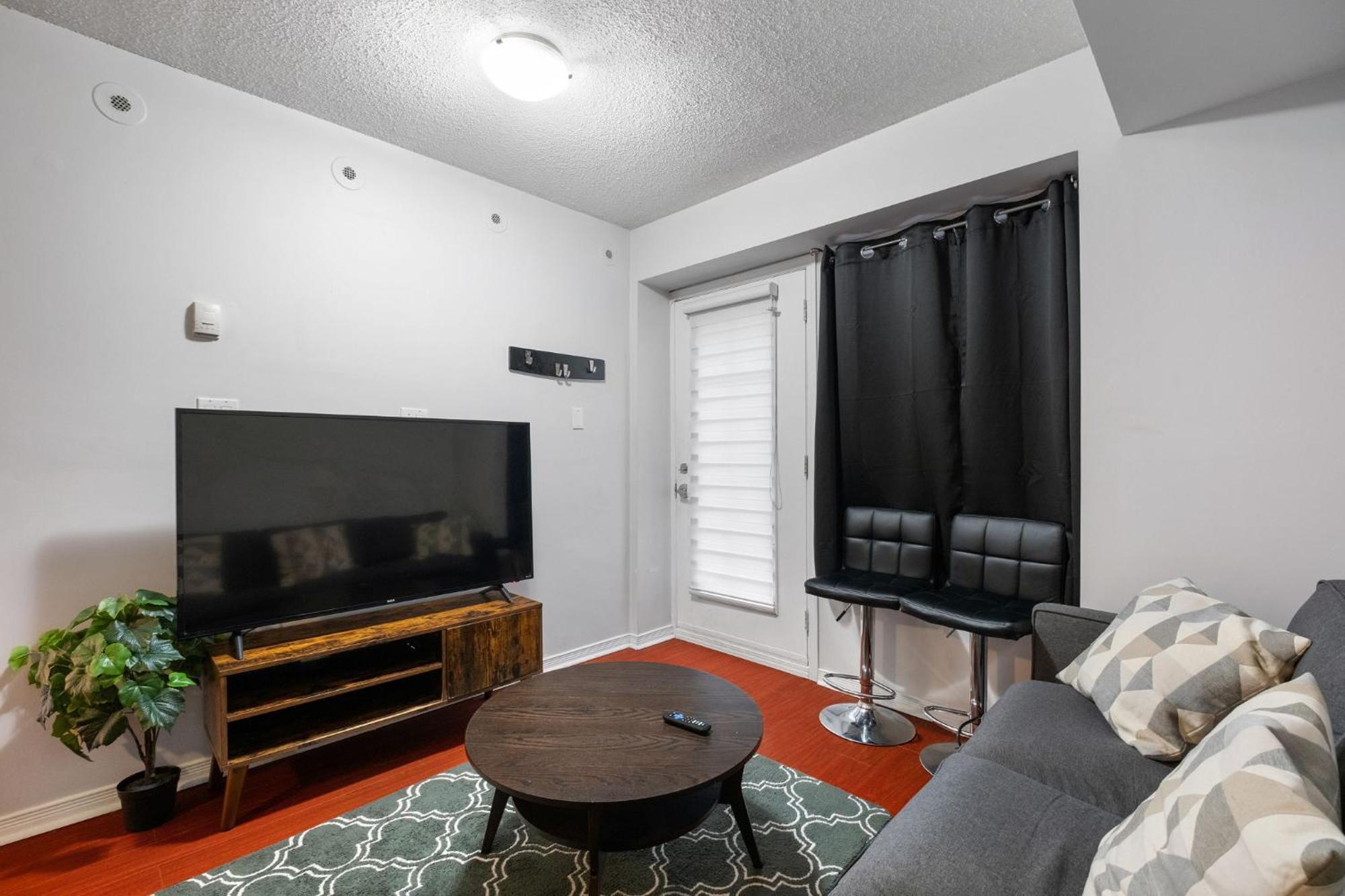 Liberty Village Townhouse Торонто Екстериор снимка